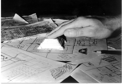 DER MENSCH MIT DEN MODERNEN NERVEN